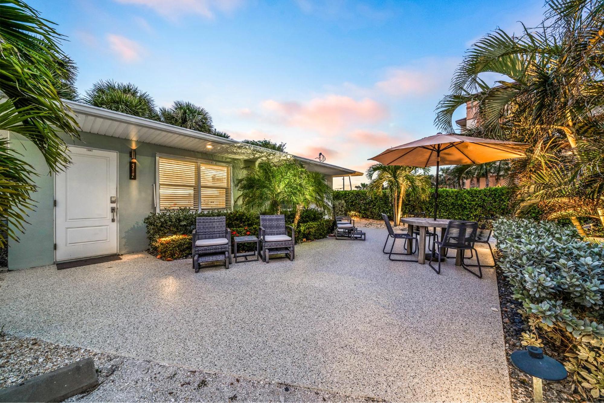 Wonderful Place Wprivate Patio Next To The Beach Cocoa Beach Εξωτερικό φωτογραφία